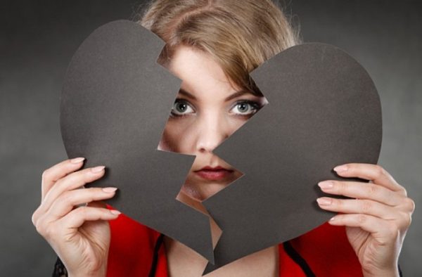 Вопросом, почему не везет в личной жизни, задается много людей